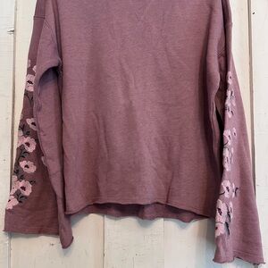 American Eagle Outfitters Mauve Sweatshirt with Floral Sleeves